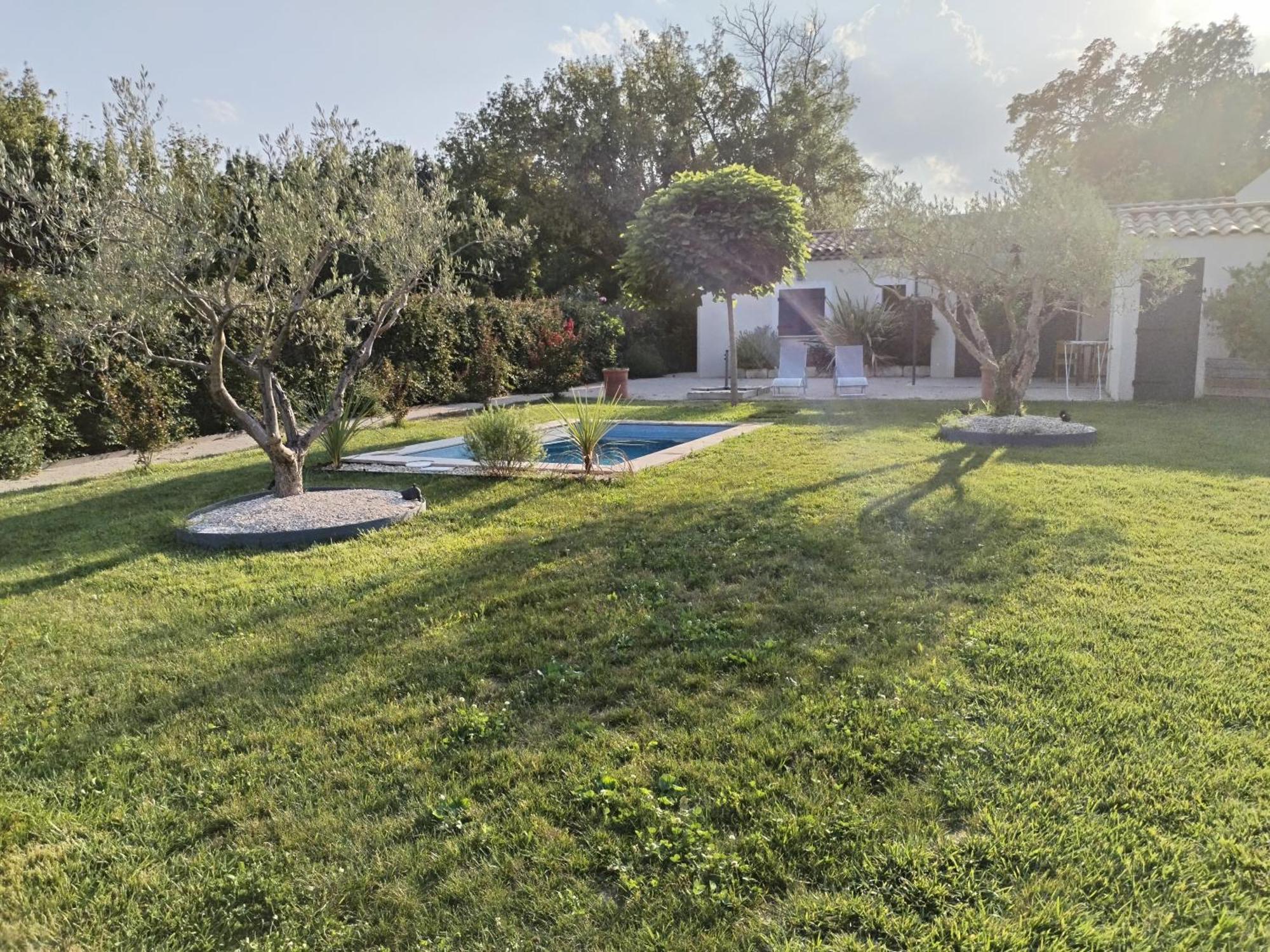 Maison En Campagne Авіньйон Екстер'єр фото